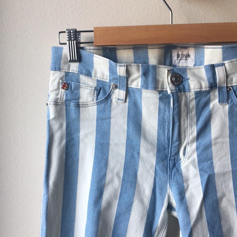 Off white & blue striped Hudson jeans 👖